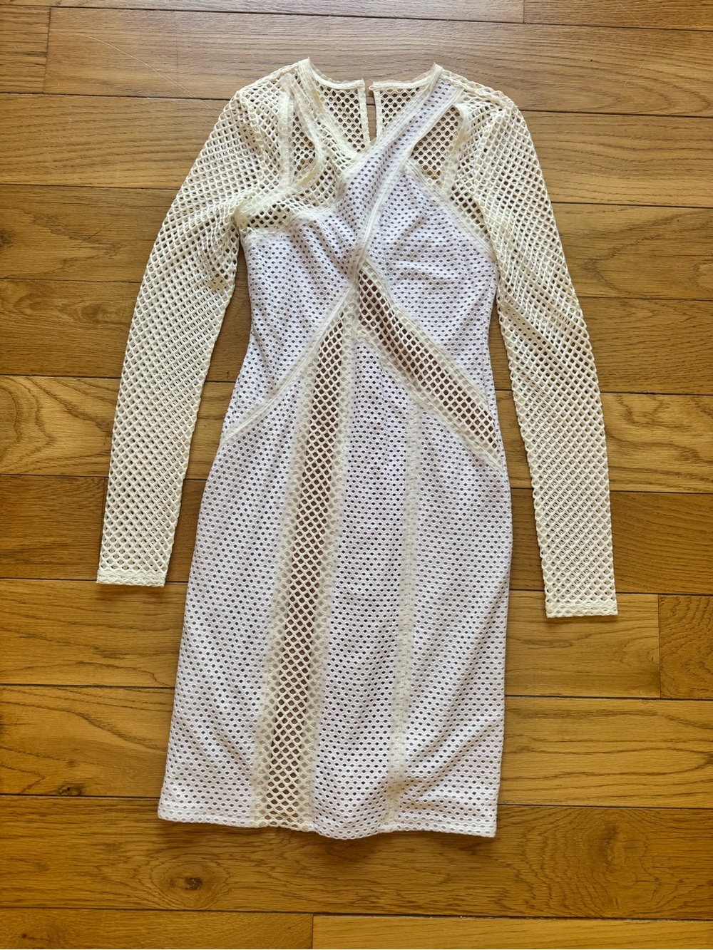 BCBGMaxAzria Cream Long-Sleeve Mesh Dress
